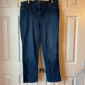 Gloria Vanderbilt “Amanda” Jeans